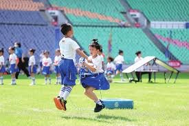 Marc Stein报道，火箭并没有完全排除冠军控卫范弗里特在本赛季复出的可能性。 范弗里特正在竭尽全力进行康复训练，至少为赛季末期的回归保留一线希望。